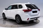 Espace conducteur avec réglages électriques visibles
