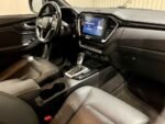 Montage d'accessoires ARCTIC TRUCK sur garde-boue et marchepied