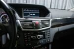 Rétroviseur latéral avec carrosserie réfléchissante