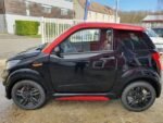 Vue arrière générale avec feux arrière et finition sportive
