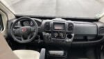 Douche intérieure avec paroi et pommeau
