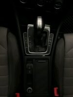 Photo du moteur 1.4 TSI sous le capot, composants visibles