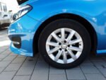 Vue du moteur propre et compartiment moteur détaillé